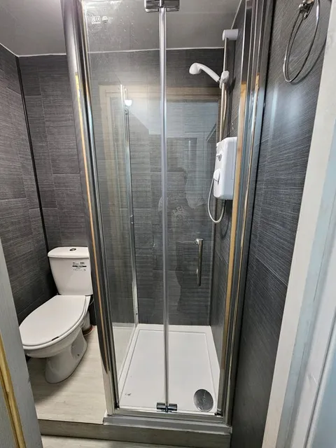 1718884899192-p3.jpg