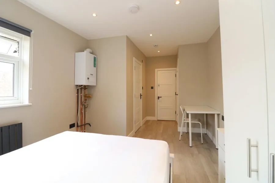 1719491445061-p7.jpg