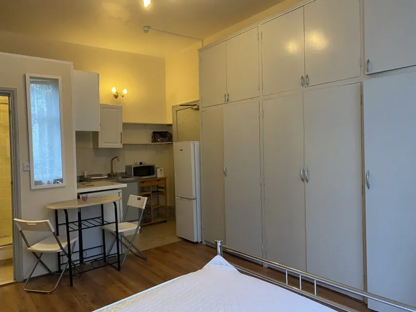 1722684007549-p4.jpg