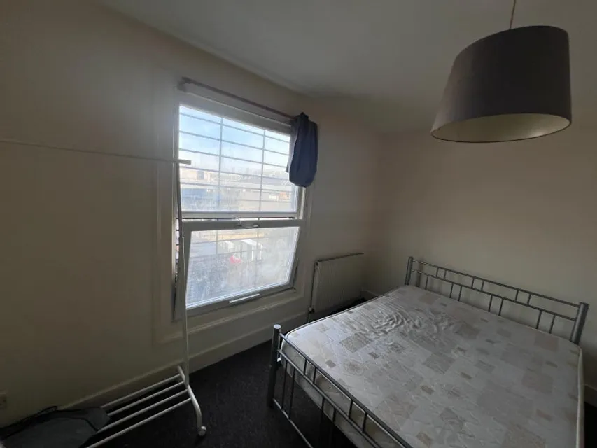 1725106593603-p1.jpg