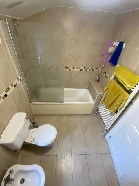 1725366002168-d11.jpg