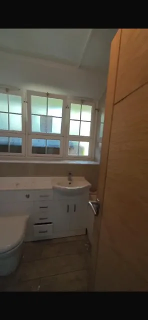 1725453619776-p12.jpg