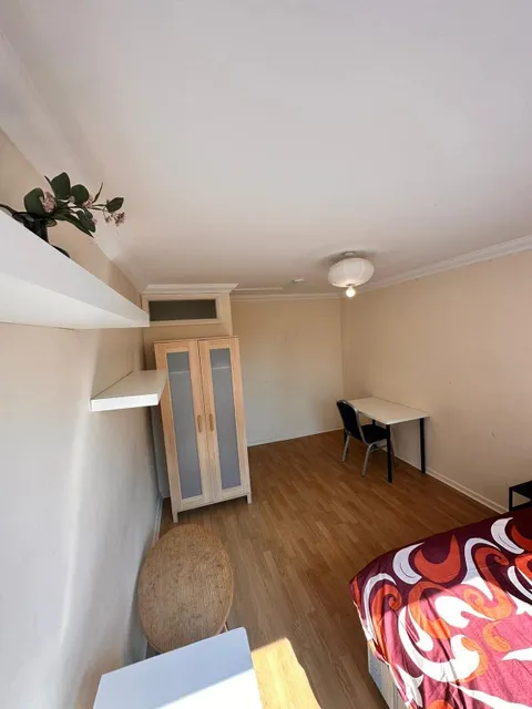 1725457201563-d8.jpg