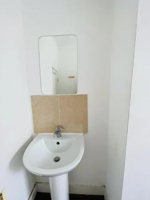 1729682055552-a11.jpg