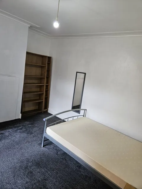 1732106366373-c5.jpg