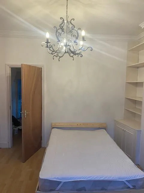 1734444001615-z1.jpg