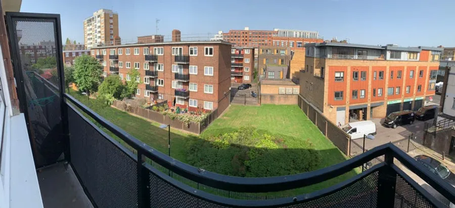 1736337681638-c4.jpg