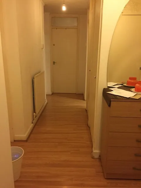 1736598760997-a2.jpg