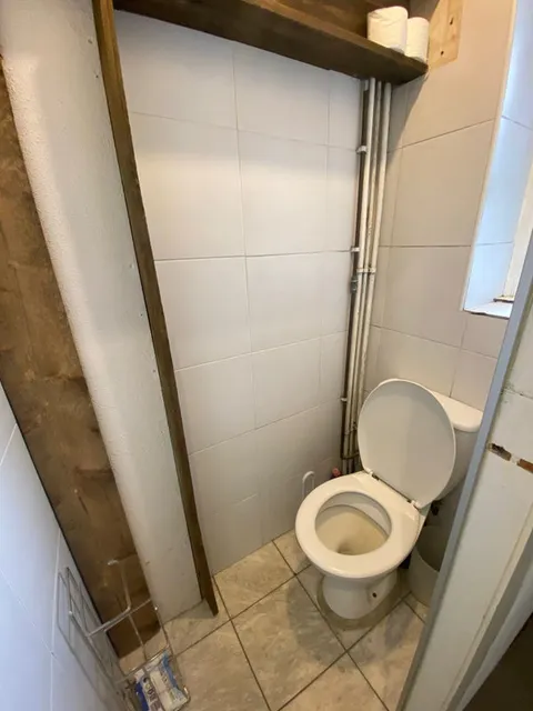 1741778892097-o9.jpg
