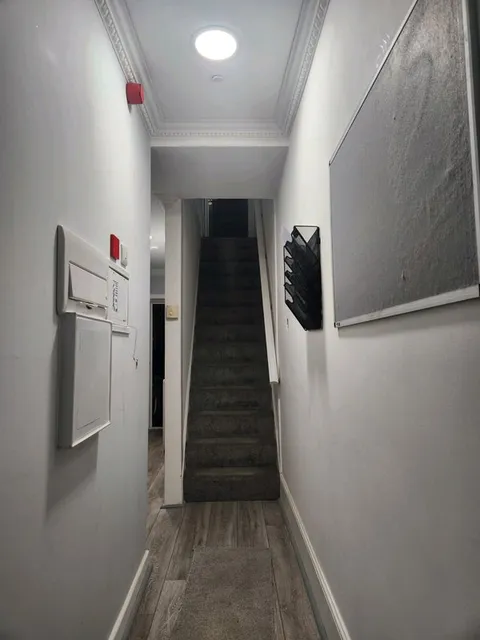 1744198798127-u9.jpg