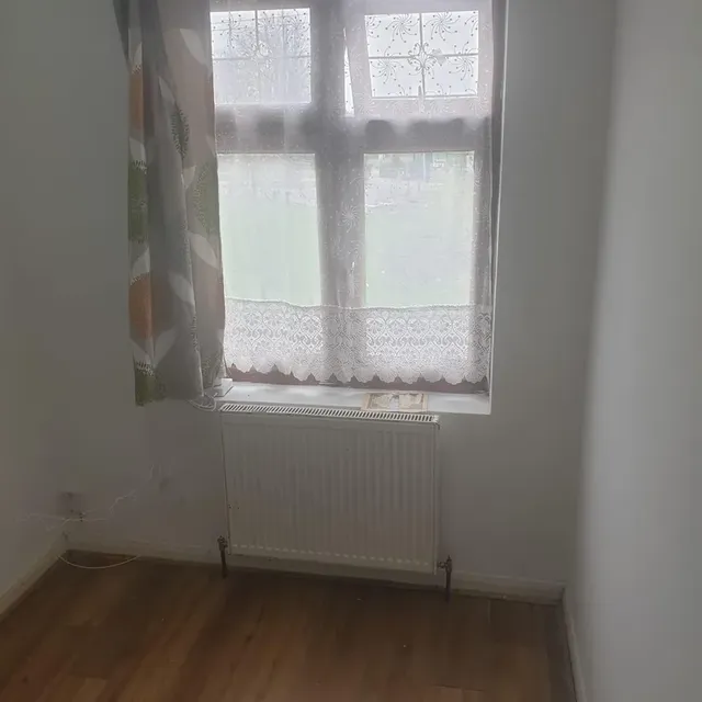 1745329239587-z2.webp