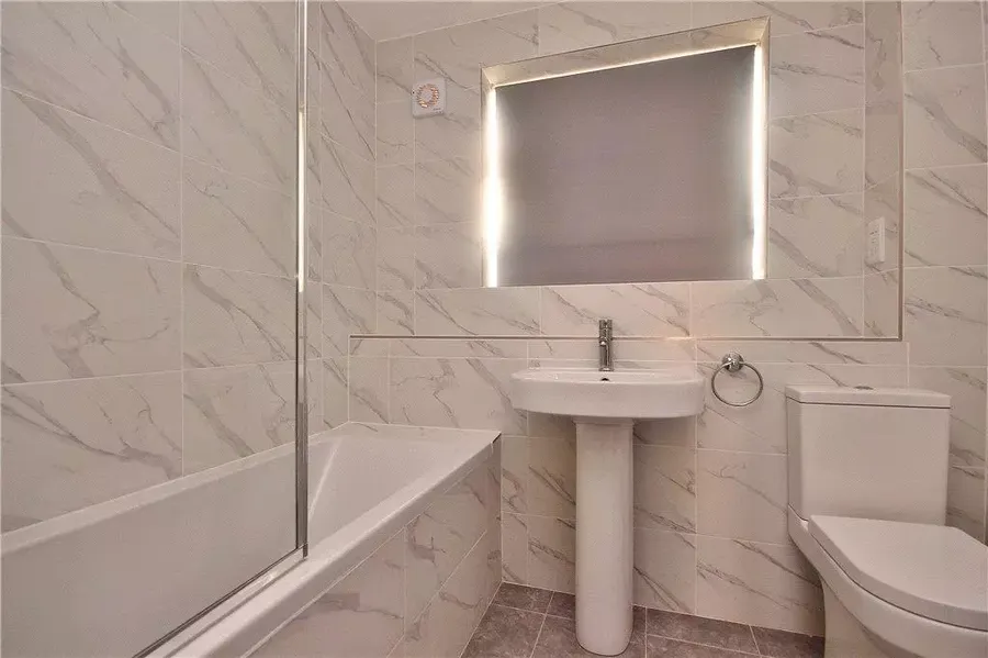 1745772803897-image-4-1024x1024-bath.jpeg