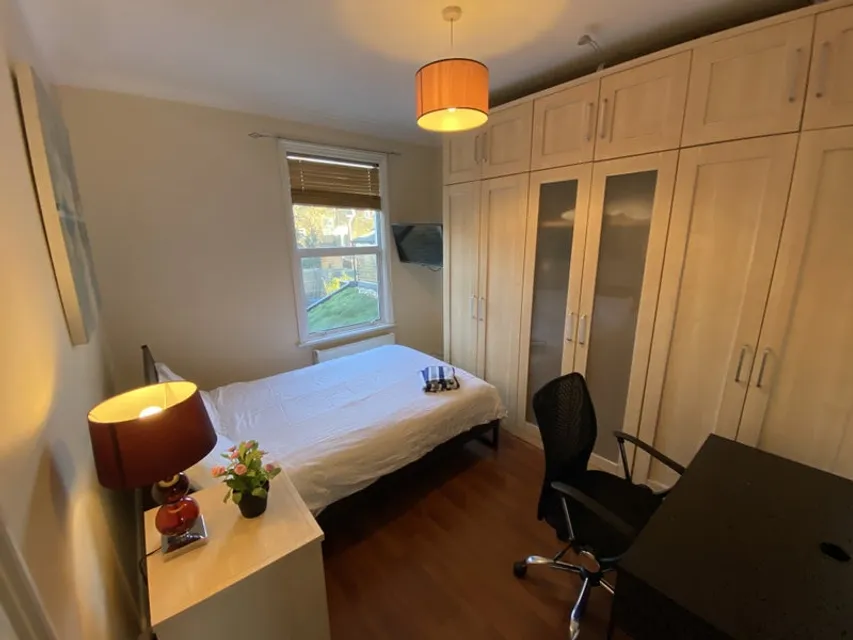 1746179101888-n6.jpg