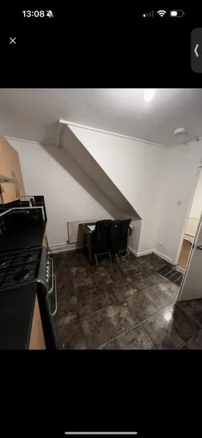 1747395757488-p5.jpg
